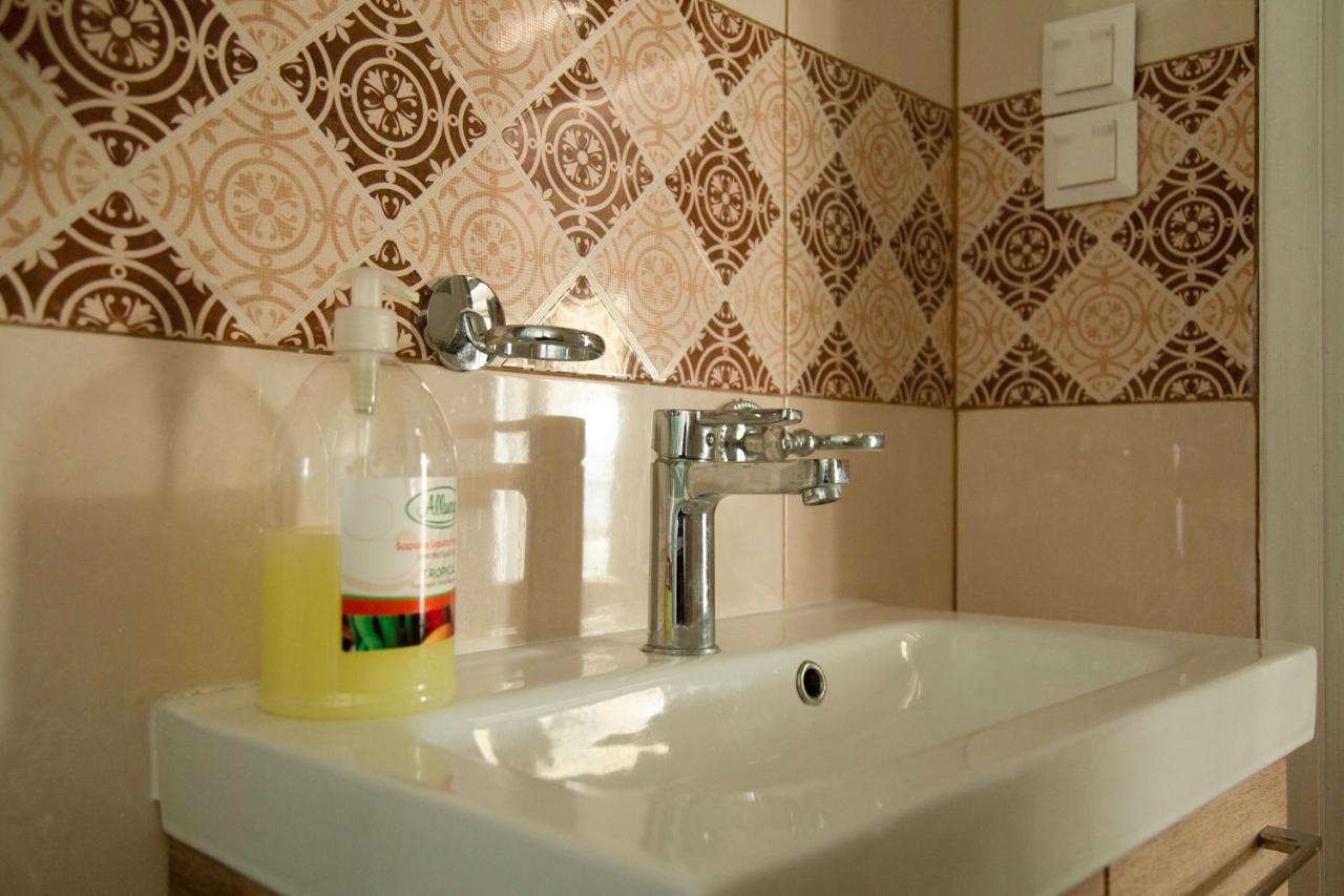 Studio Acropolis Атина Екстериор снимка